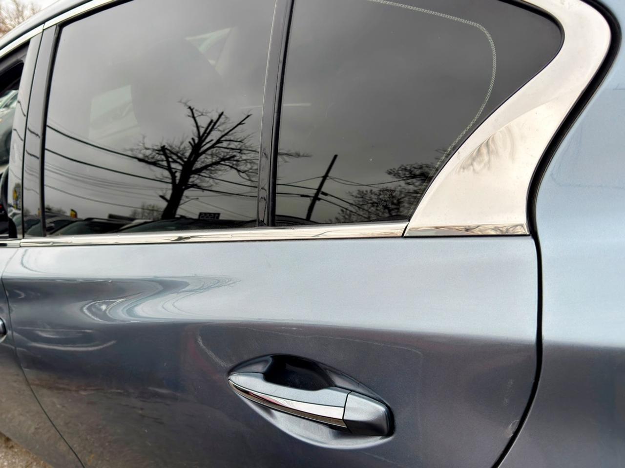 2016 Infiniti Q50 Premium Photo