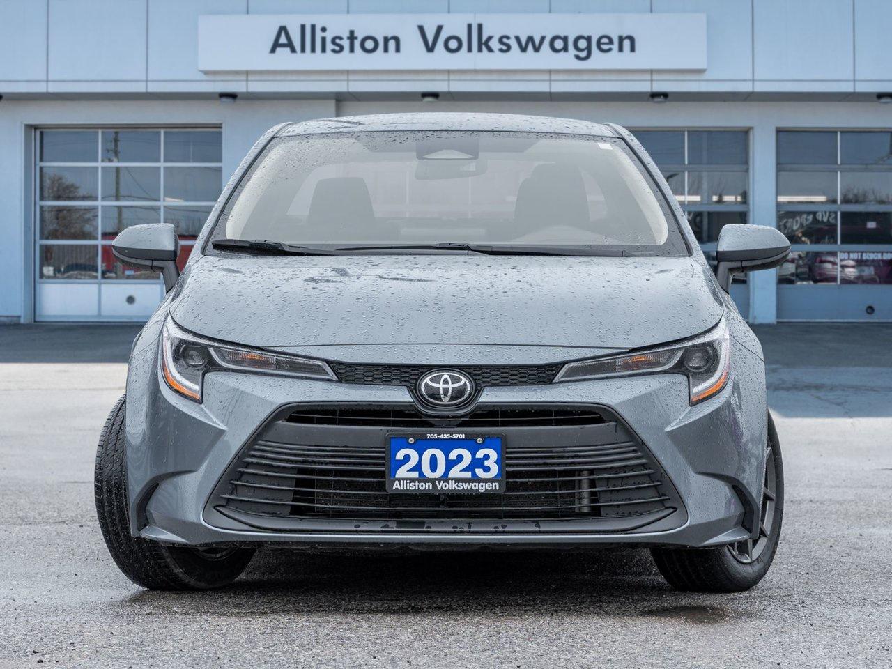 2023 Toyota Corolla LE Photo
