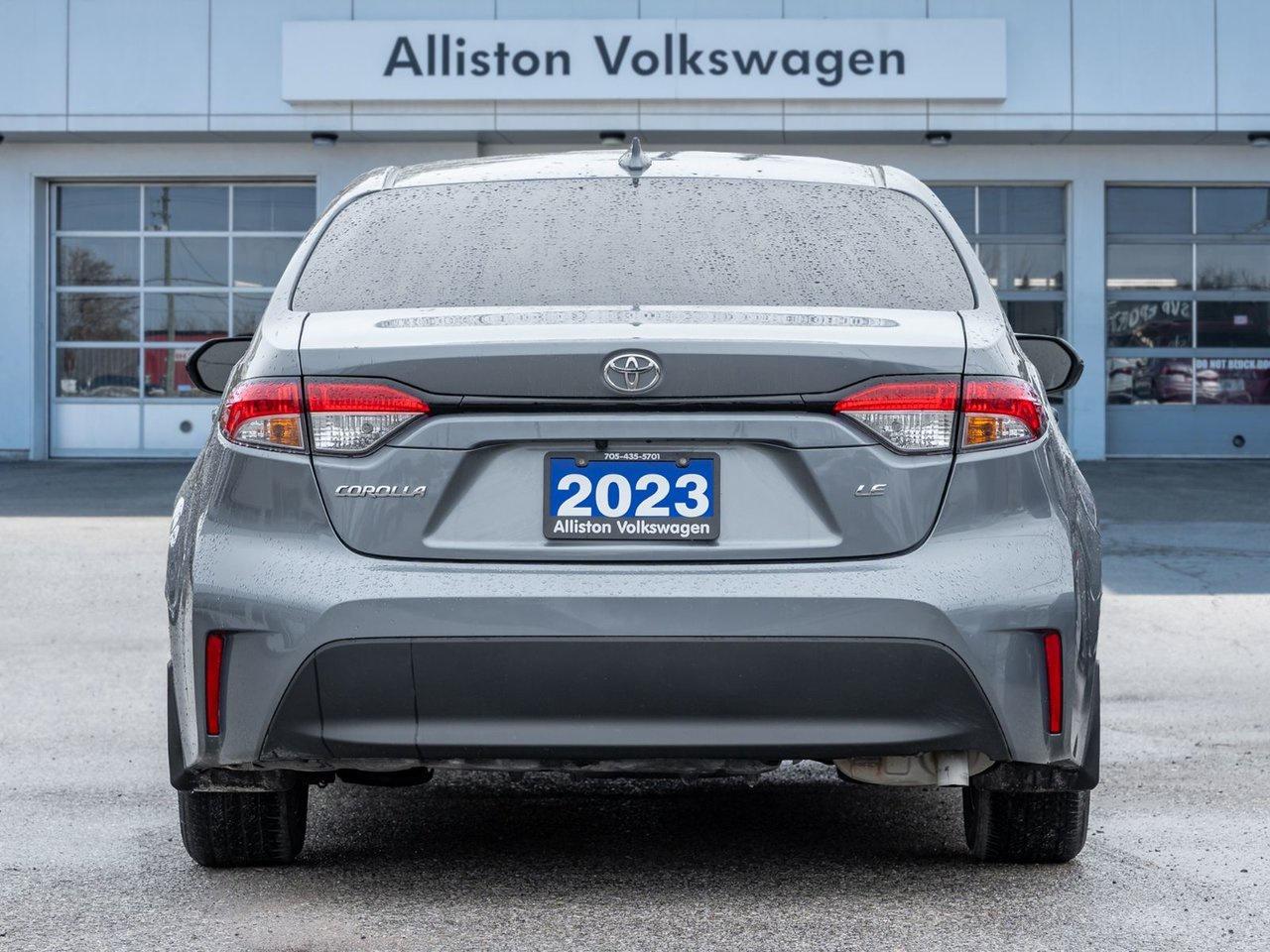2023 Toyota Corolla LE Photo