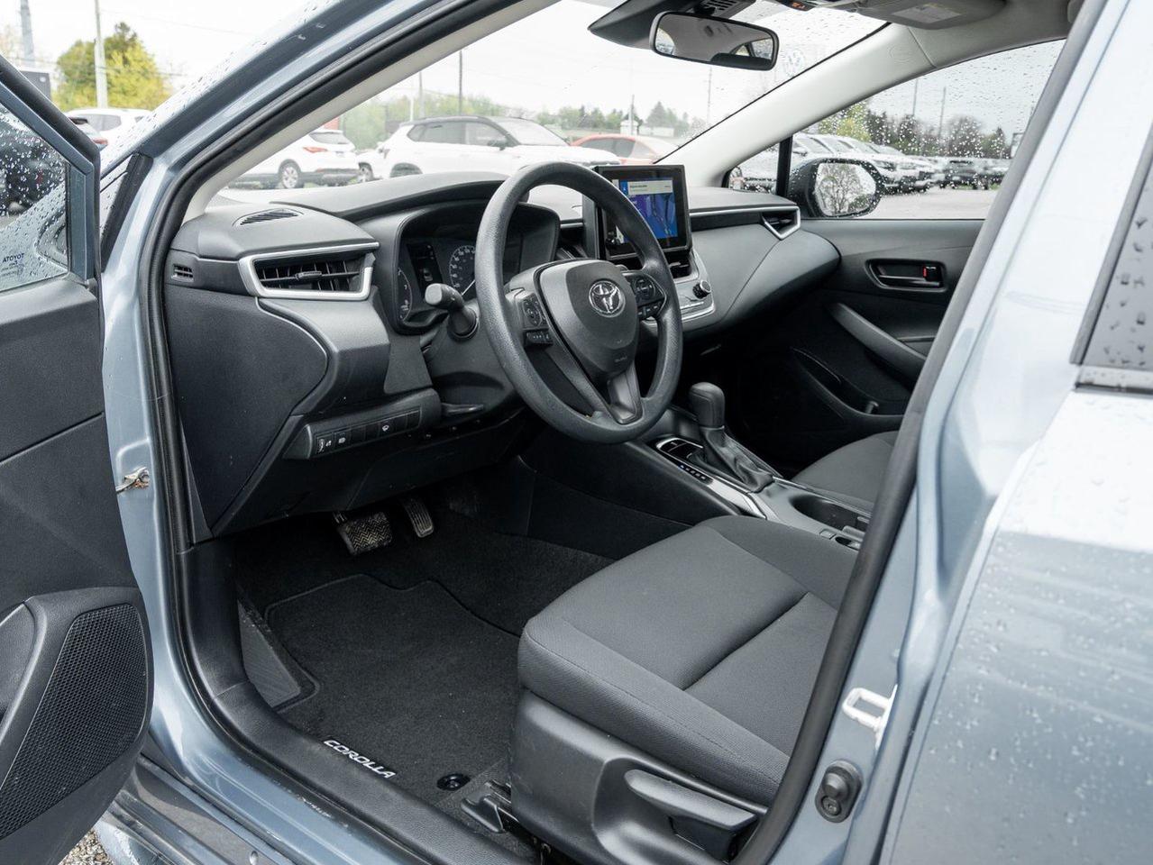 2023 Toyota Corolla LE Photo