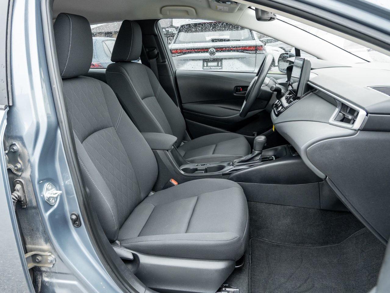 2023 Toyota Corolla LE Photo