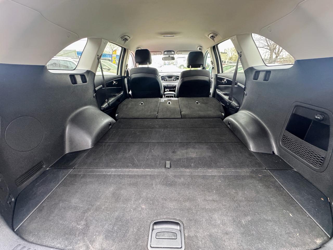 2017 Kia Sorento LX Photo
