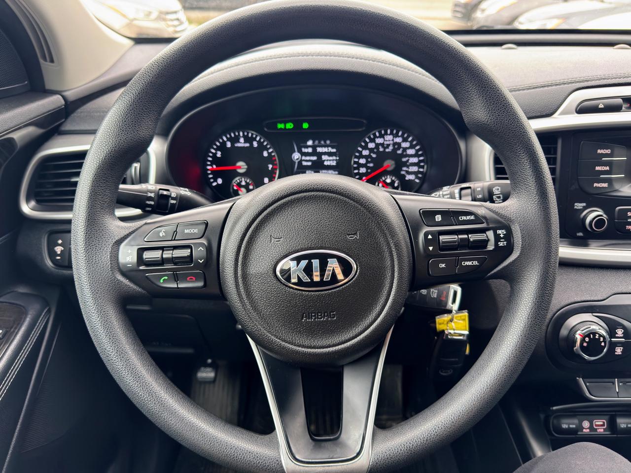 2017 Kia Sorento LX Photo