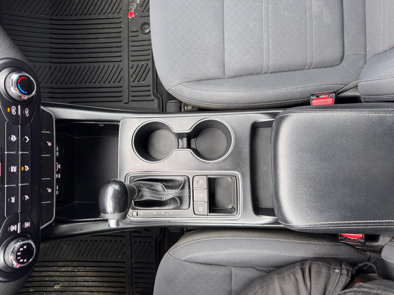 2017 Kia Sorento LX Photo