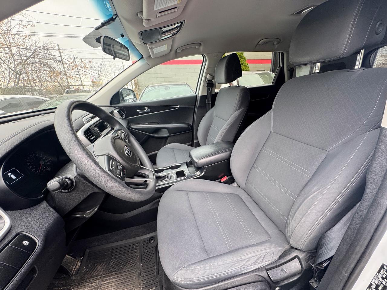 2017 Kia Sorento LX Photo