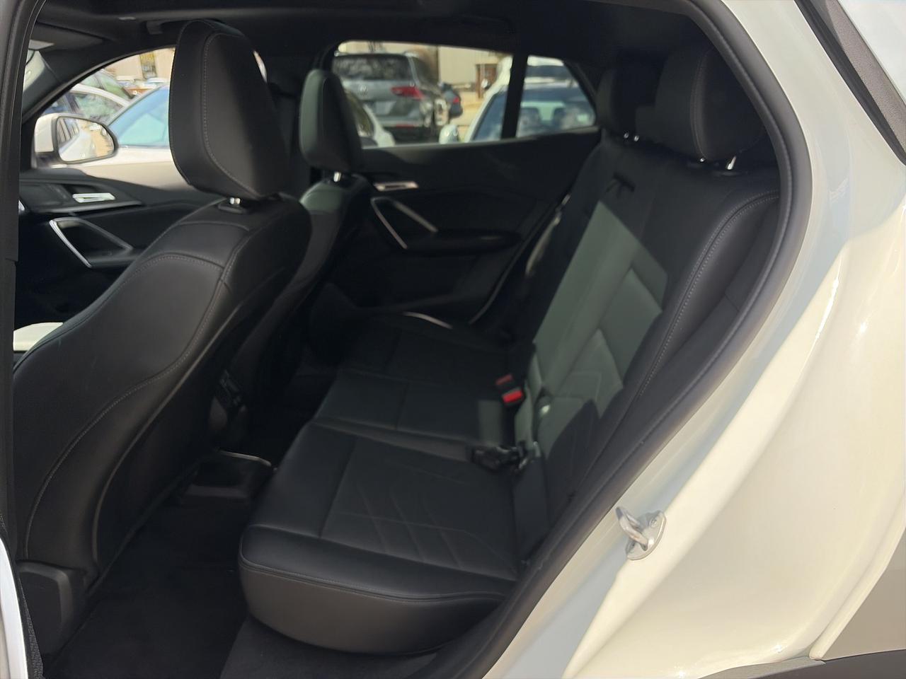 2025 BMW X2 PANOROOF, CARPLAY,ANDROID AUTO, REMOTE START, NAVI Photo
