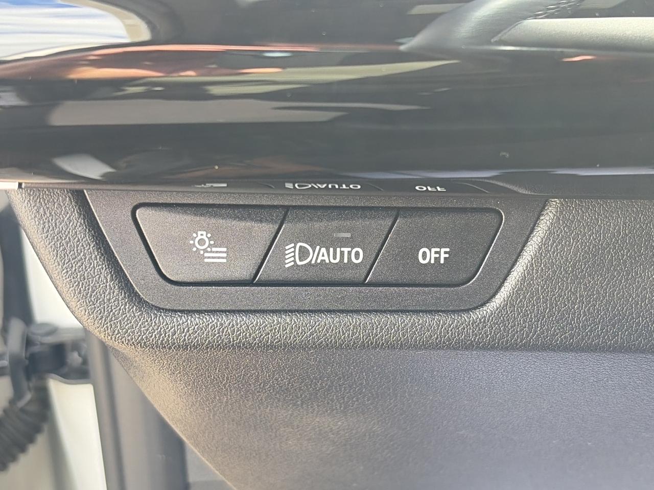 2025 BMW X2 PANOROOF, CARPLAY,ANDROID AUTO, REMOTE START, NAVI Photo