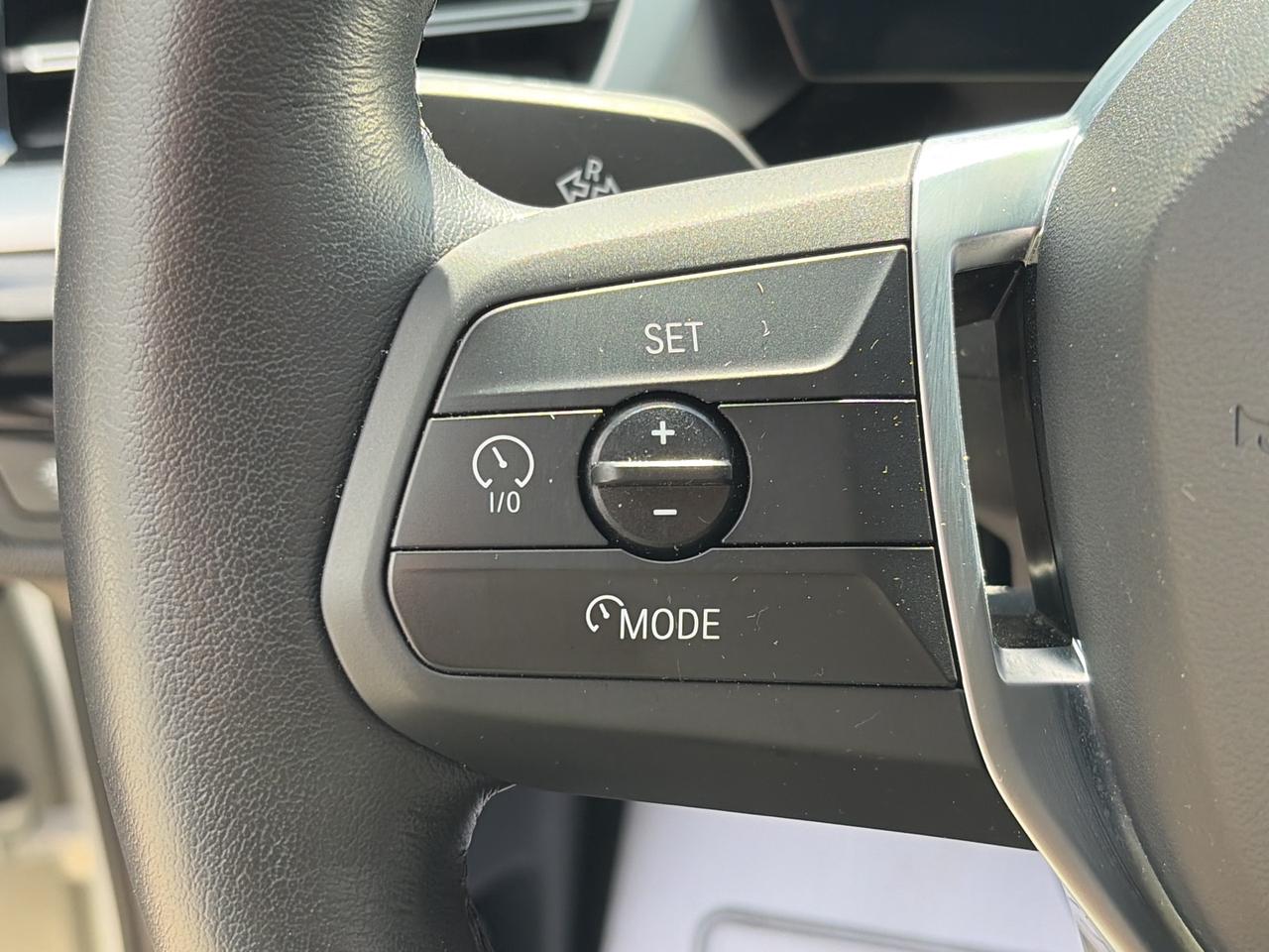 2025 BMW X2 PANOROOF, CARPLAY,ANDROID AUTO, REMOTE START, NAVI Photo