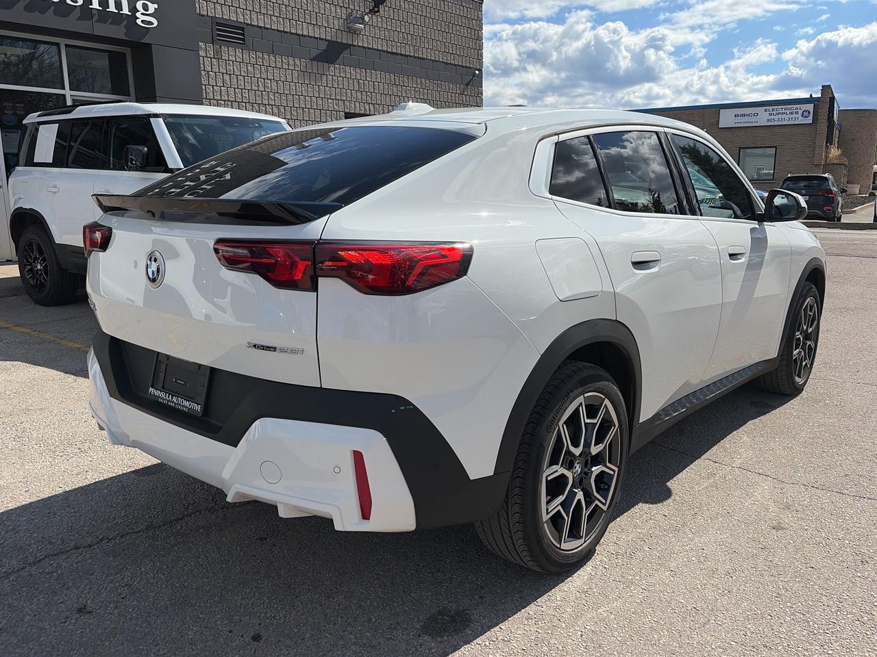 2025 BMW X2 PANOROOF, CARPLAY,ANDROID AUTO, REMOTE START, NAVI Photo