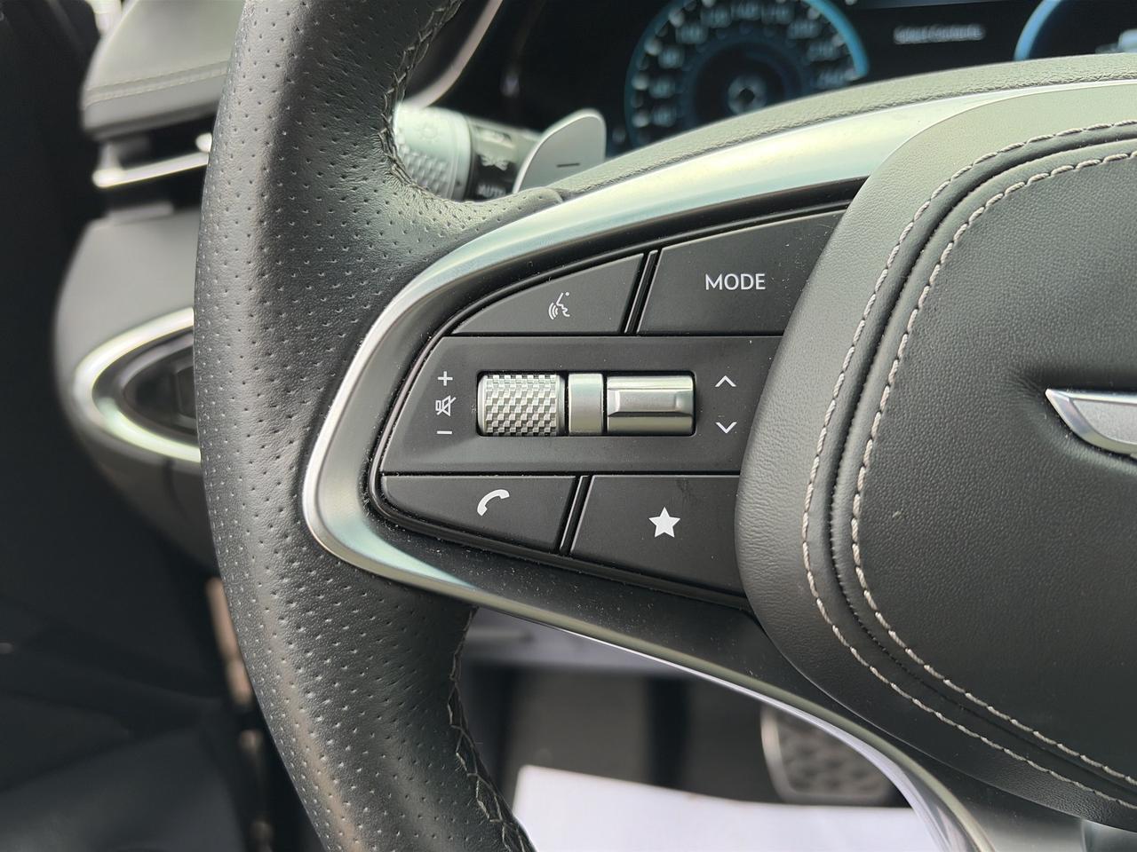 2024 Genesis GV70 3.5T SPORT PLUS W/LSD,REMOTE PARK,HEADS UP,360 CAM Photo