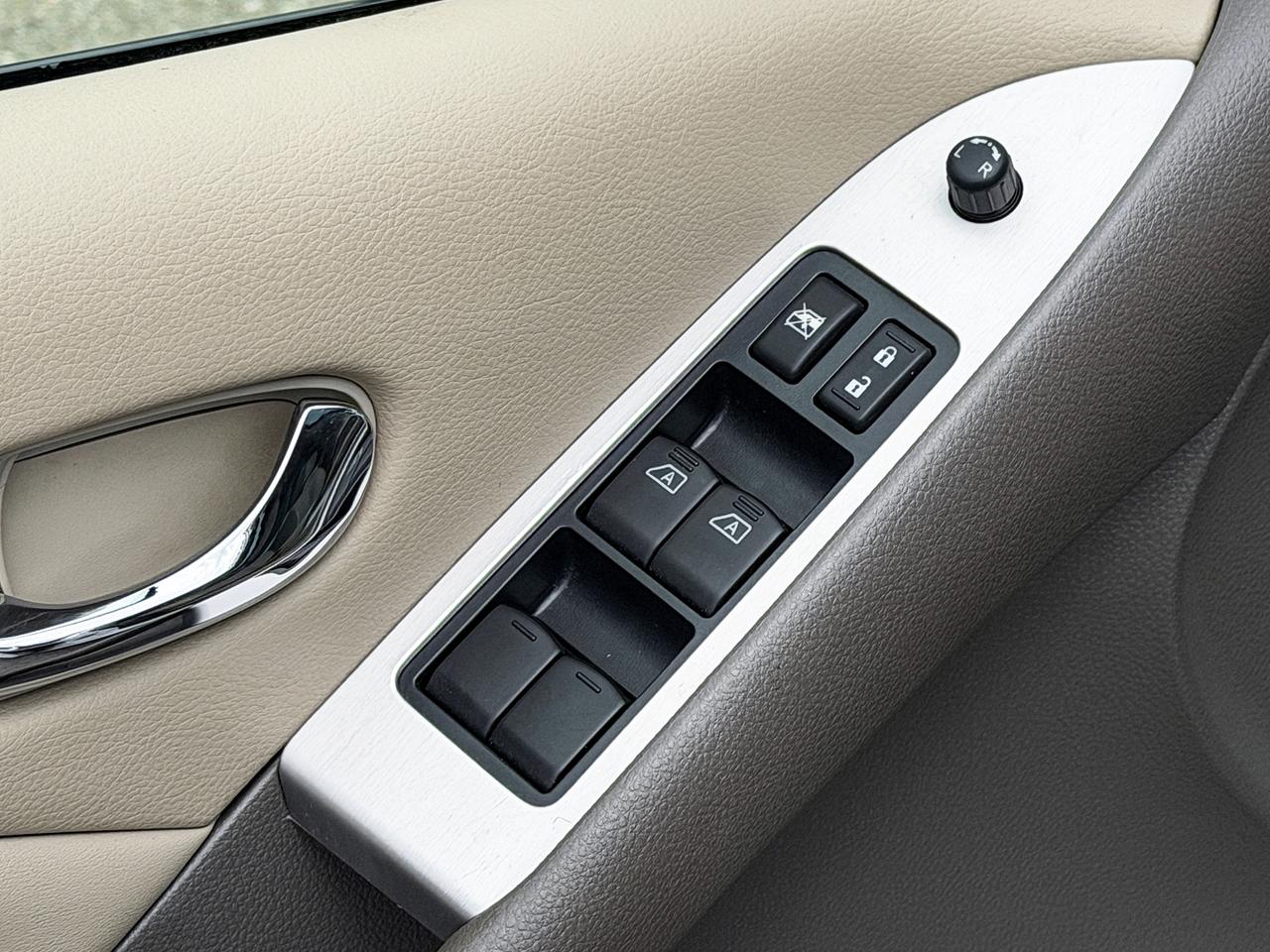 2013 Nissan Murano SL Photo