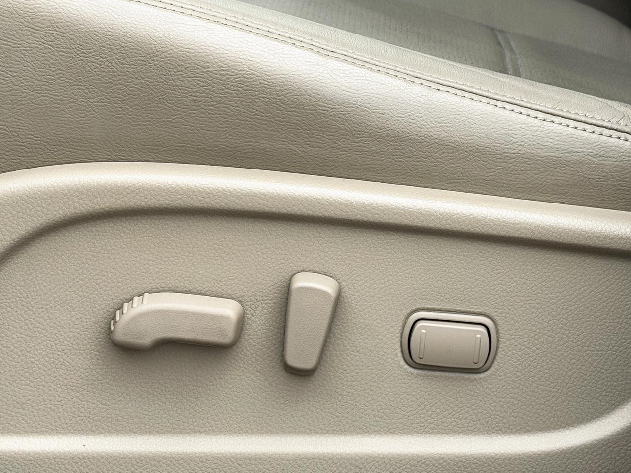 2013 Nissan Murano SL Photo