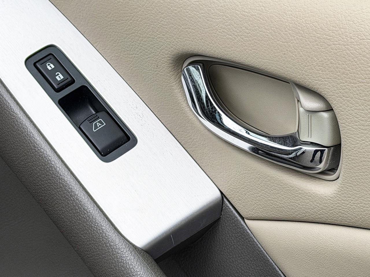 2013 Nissan Murano SL Photo