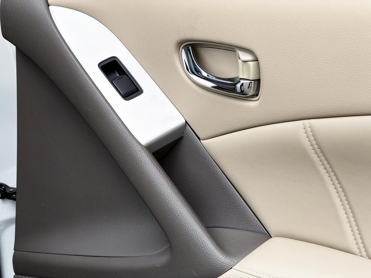 2013 Nissan Murano SL Photo