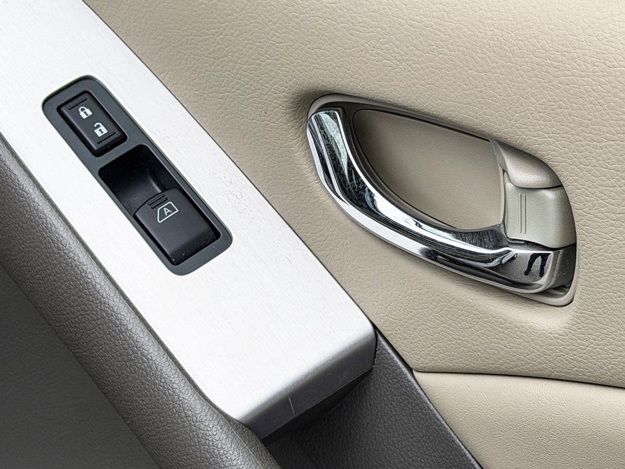 2013 Nissan Murano SL Photo