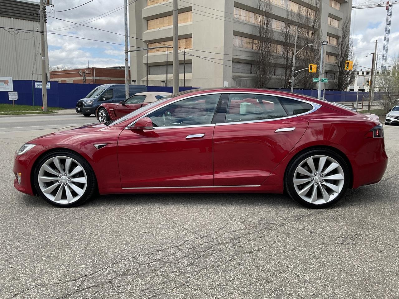 2017 Tesla Model S 75D - Photo