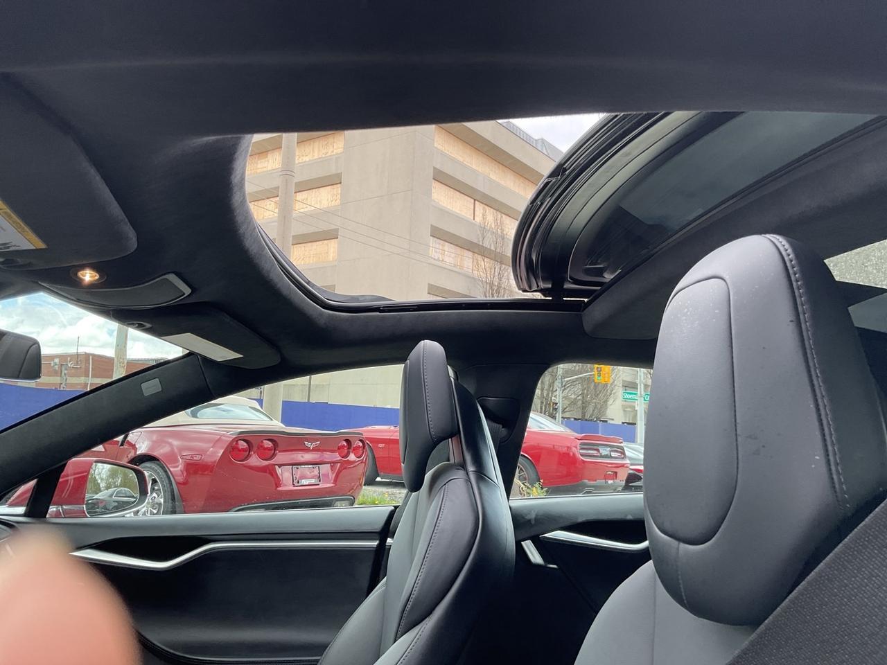 2017 Tesla Model S 75D - Photo