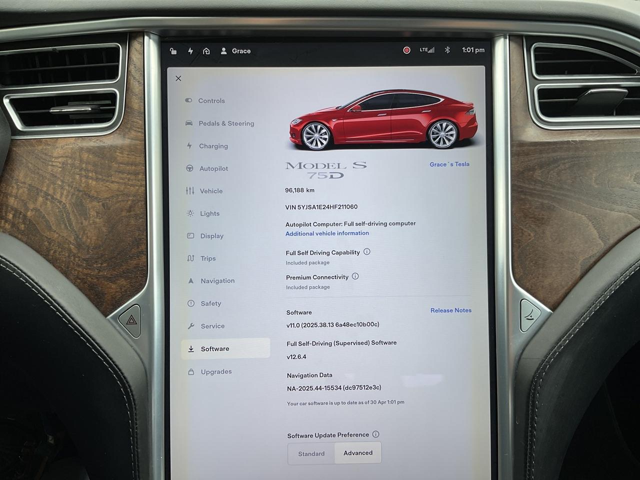 2017 Tesla Model S 75D - Photo