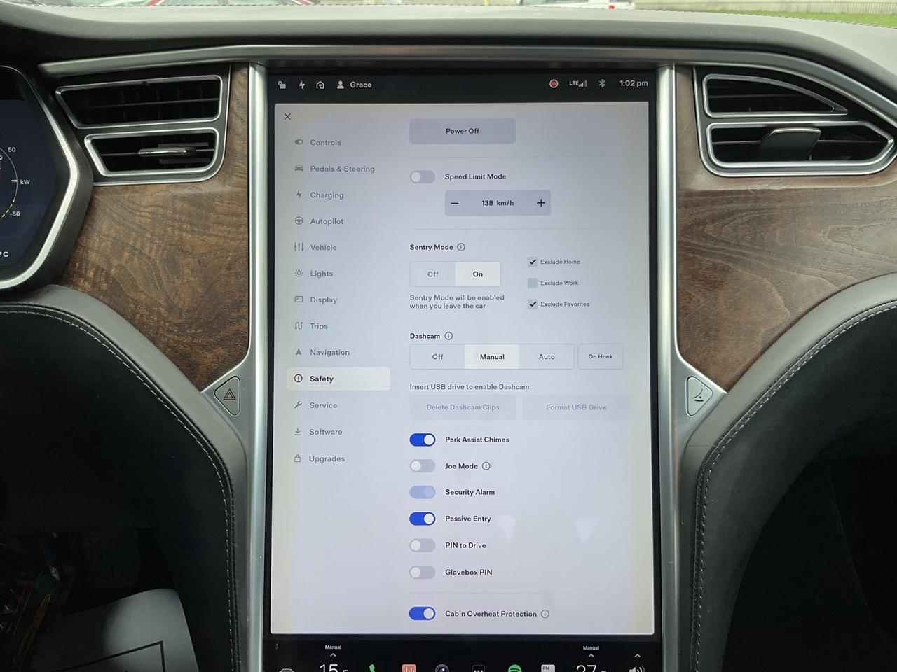 2017 Tesla Model S 75D - Photo