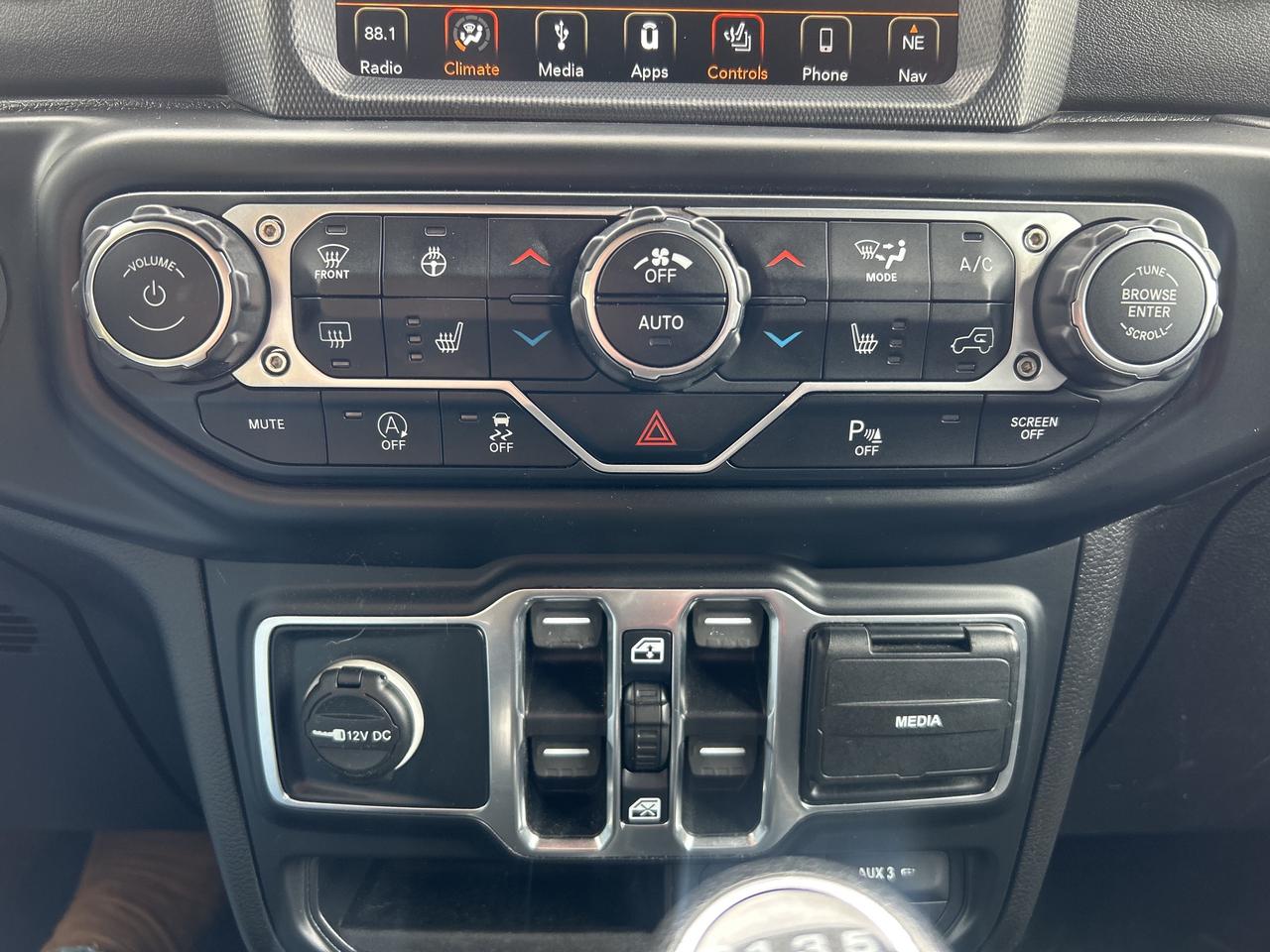2019 Jeep WRANGLER UNLIMITED Sahara, Heat Package, Nav, Bluetooth, Back Up Cam Photo