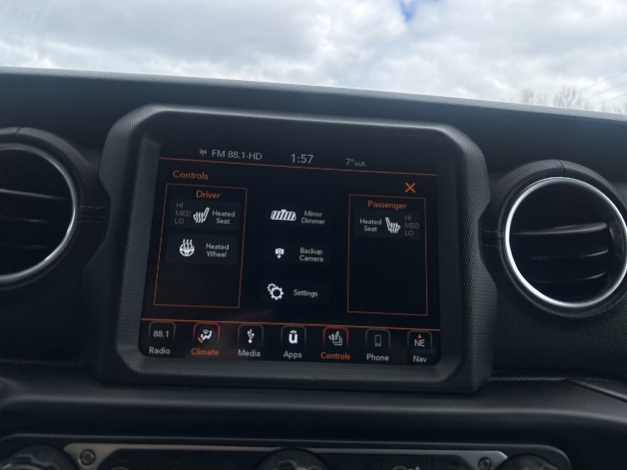 2019 Jeep WRANGLER UNLIMITED Sahara, Heat Package, Nav, Bluetooth, Back Up Cam Photo