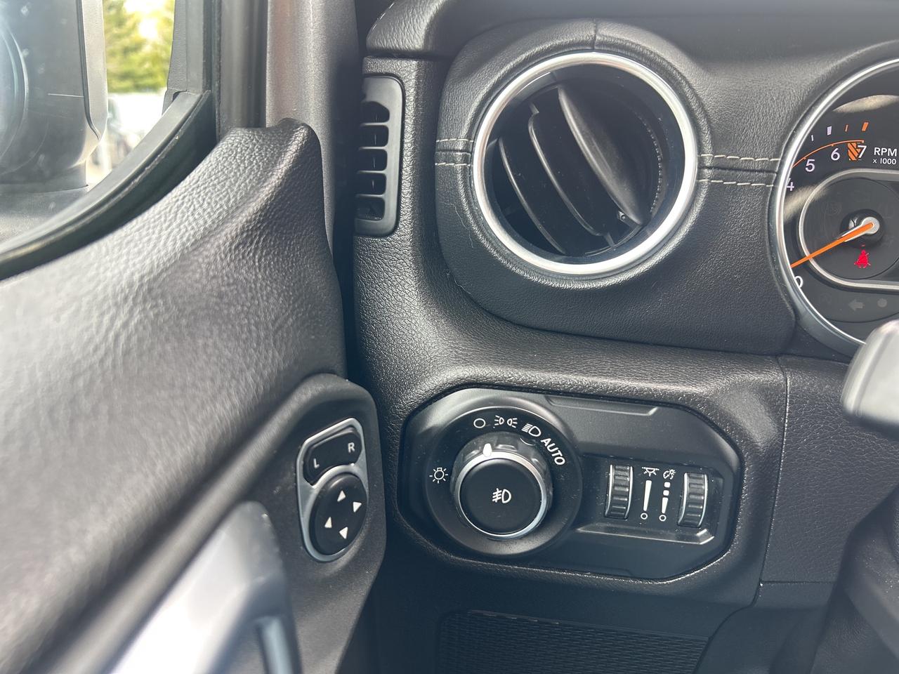 2019 Jeep WRANGLER UNLIMITED Sahara, Heat Package, Nav, Bluetooth, Back Up Cam Photo