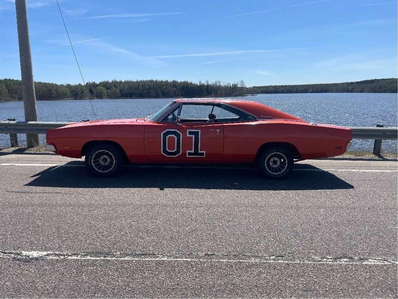1969 Dodge Charger SE Photo2