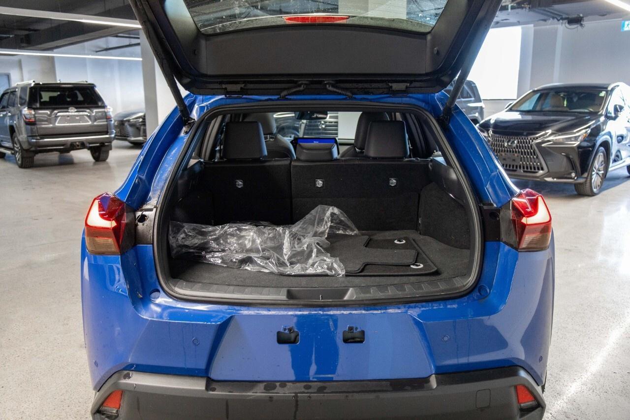 2024 Lexus UX Luxury Pkg Lexus Certified Welcome Trades Photo