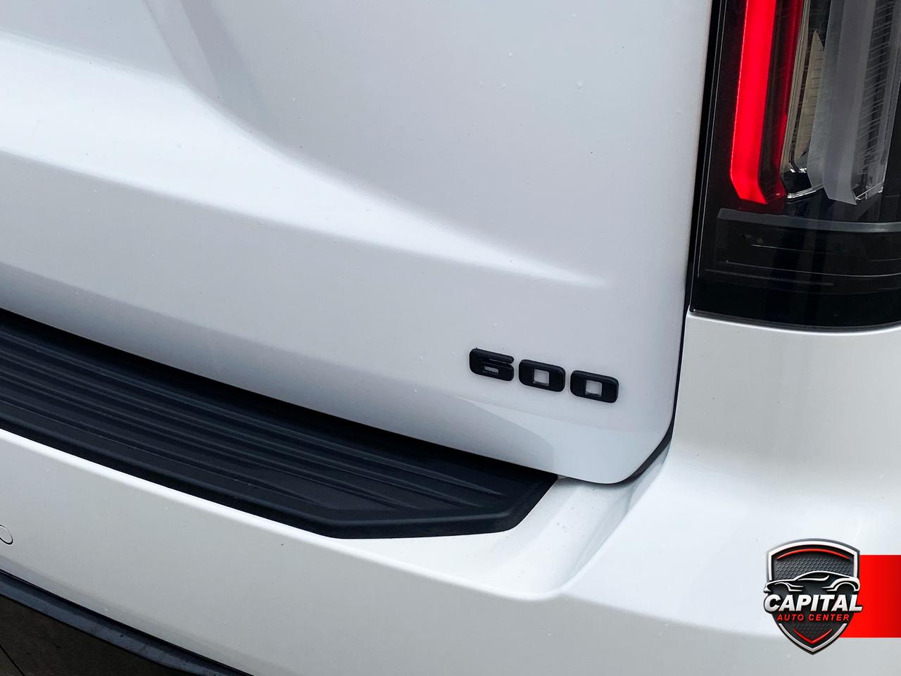 2022 Cadillac Escalade Premium Luxury Photo