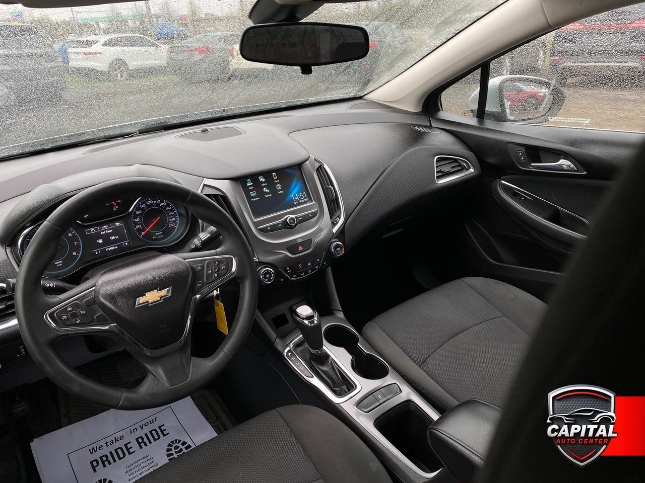 2017 Chevrolet Cruze LT Photo