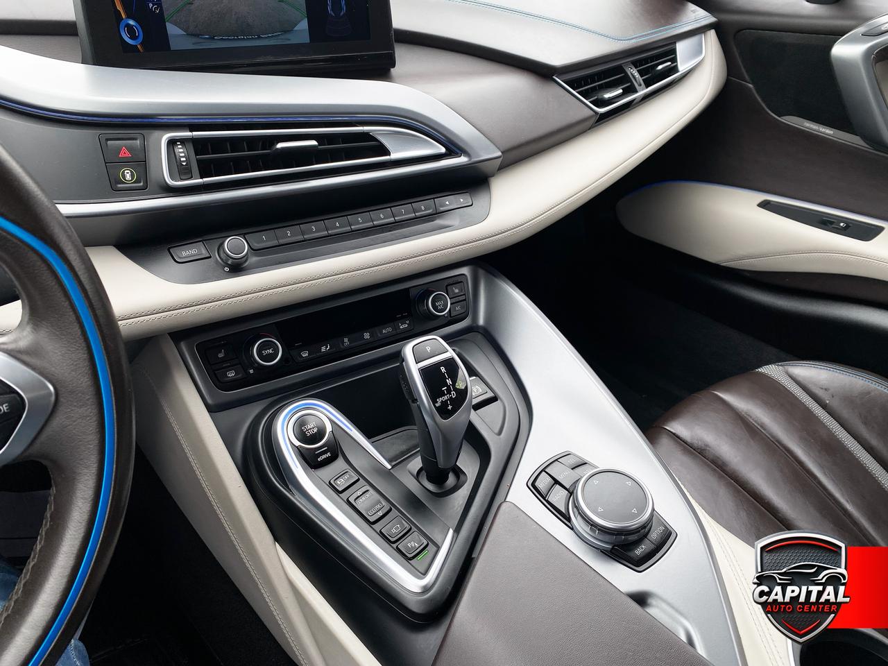 2015 BMW i8 Coupe AWD Photo
