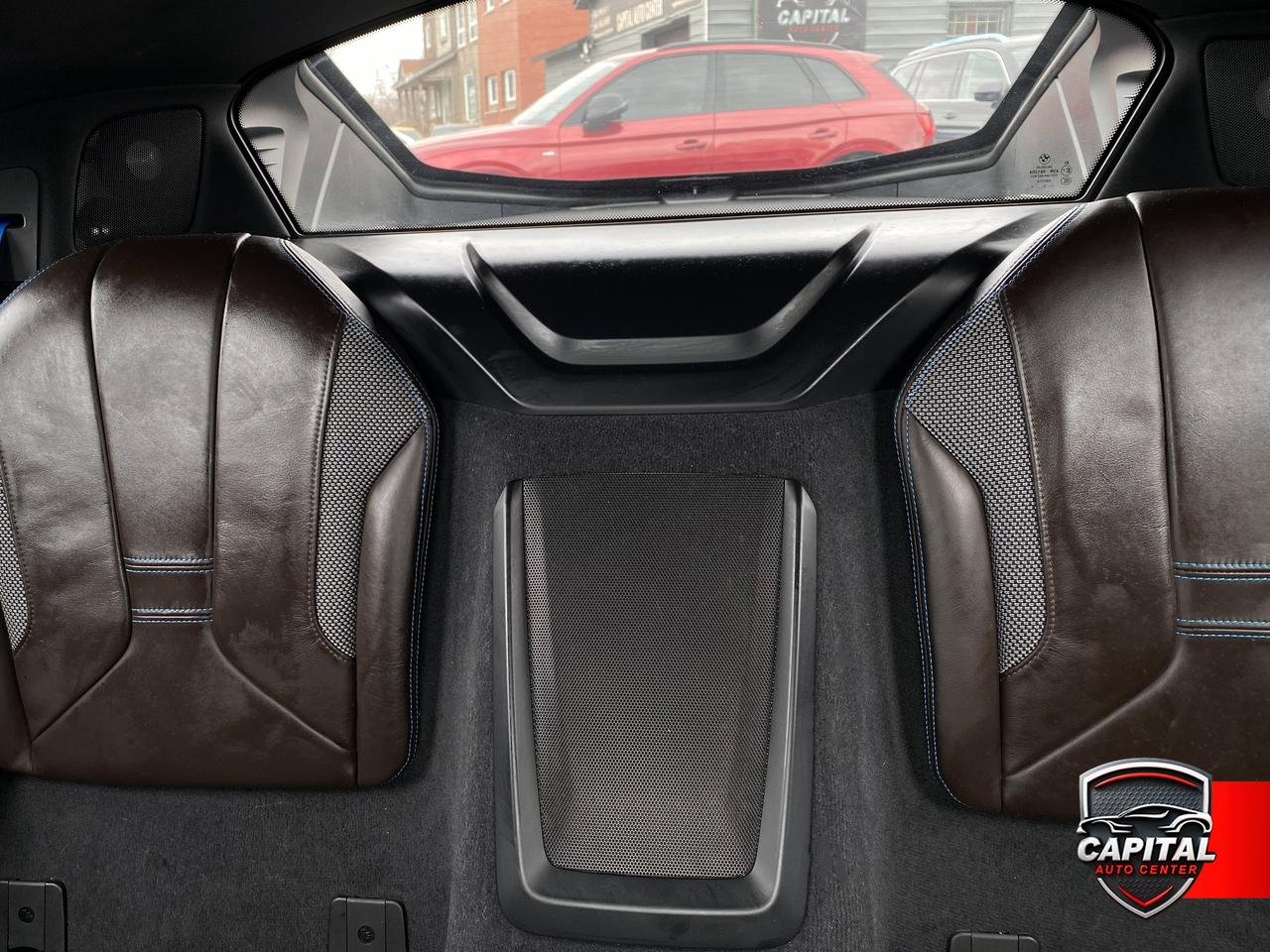 2015 BMW i8 Coupe AWD Photo