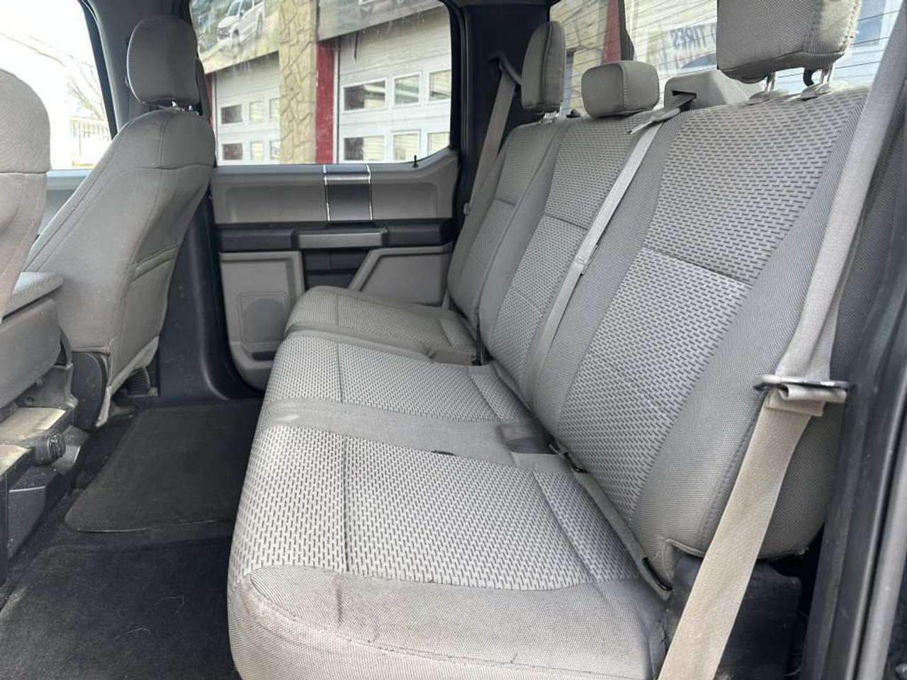 2015 Ford F-150 XLT Photo