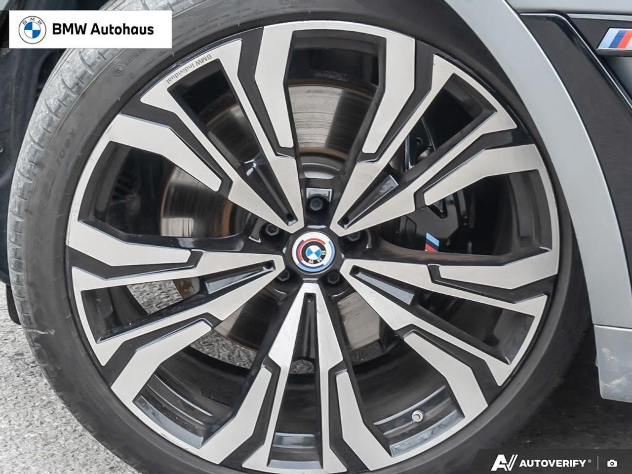 2023 BMW X7 M60i Sports Activity Vehicle Photo