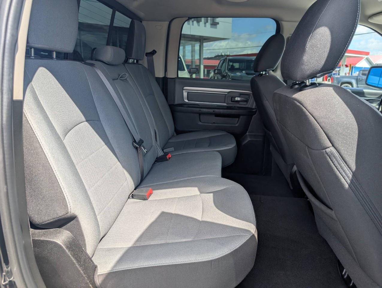 2022 RAM 1500 Classic SLT 4x4 Crew Cab 5'7" Box Photo