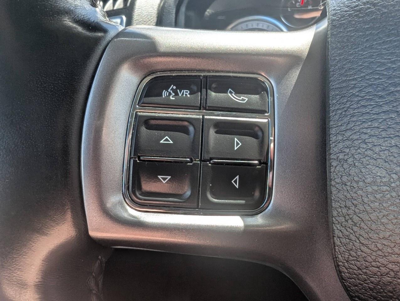 2022 RAM 1500 Classic SLT 4x4 Crew Cab 5'7" Box Photo