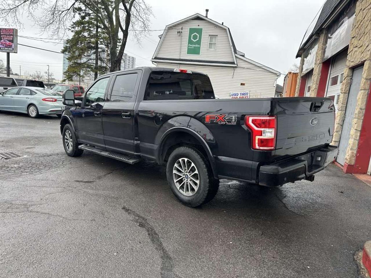 2019 Ford F-150 XLT Photo