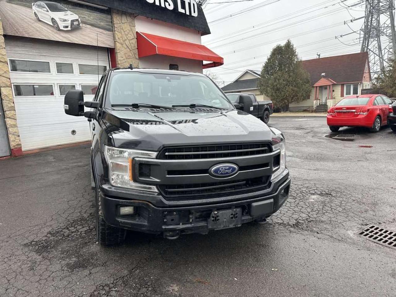 2019 Ford F-150 XLT Photo