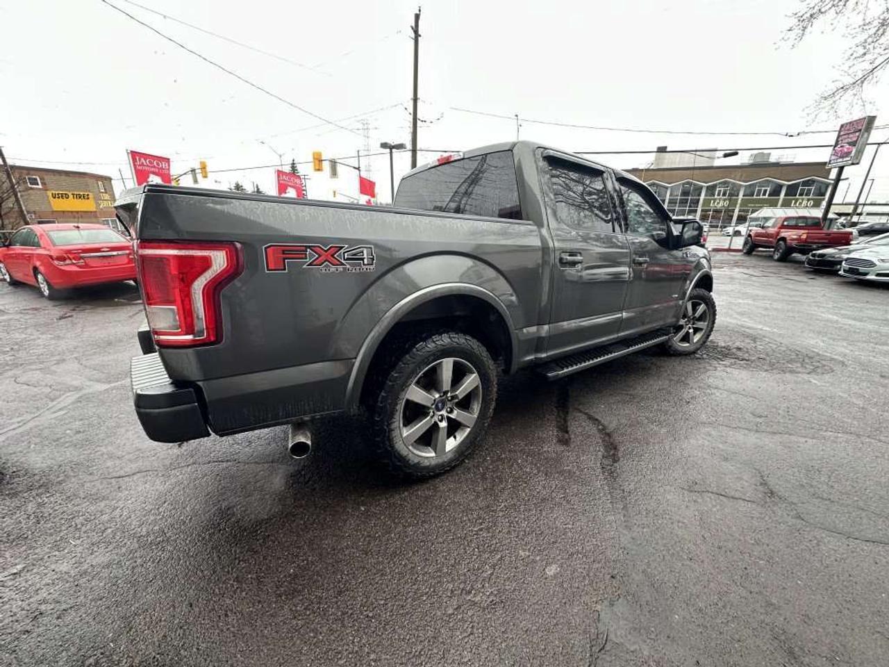 2017 Ford F-150 XLT Photo