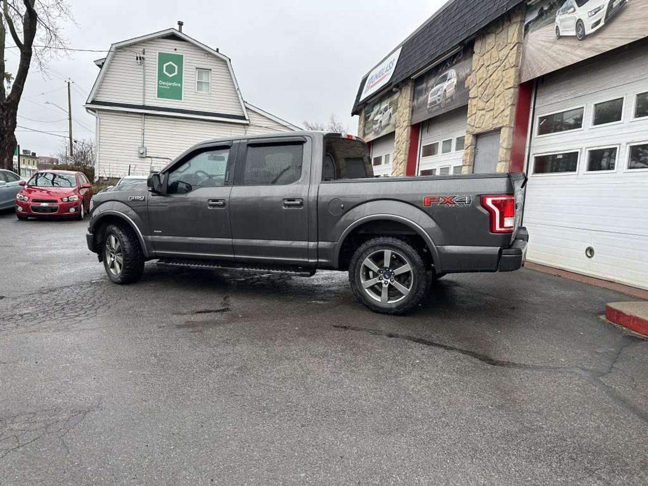 2017 Ford F-150 XLT Photo