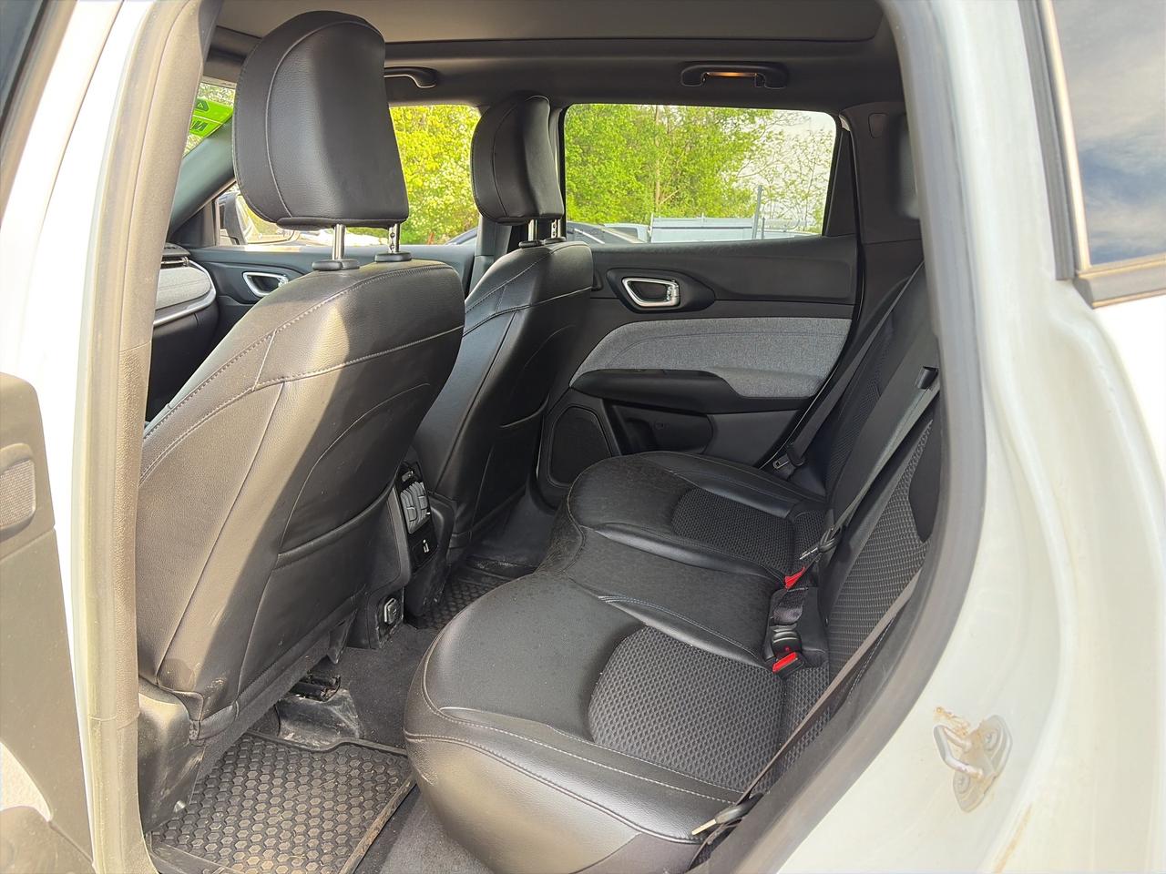 2023 Jeep Compass North 4x4   Clean Carfax Photo
