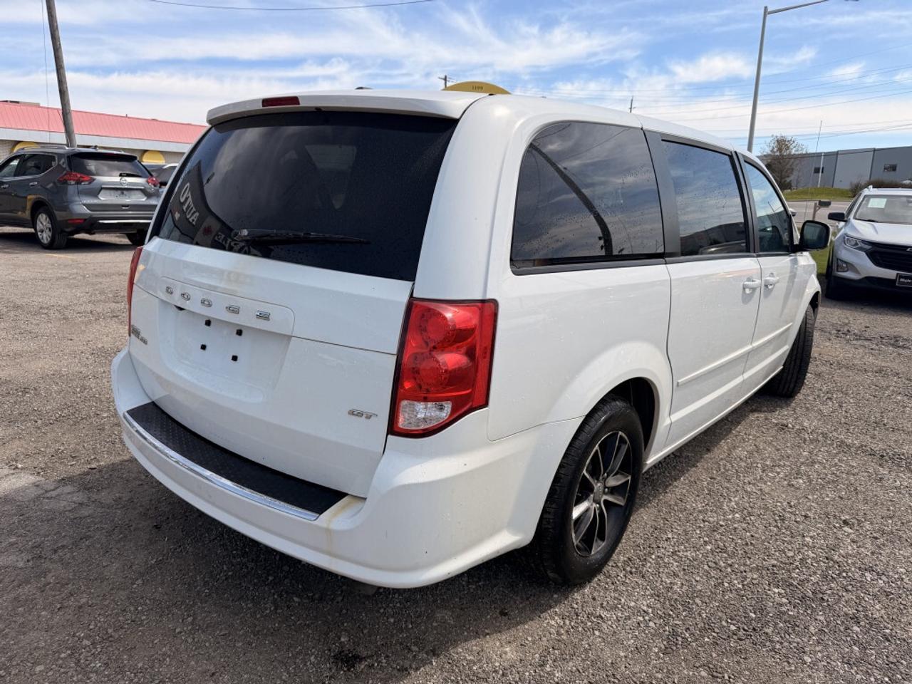2017 Dodge Grand Caravan GT   NAV  LEATHER   CAMERA   HTD SEATS Photo