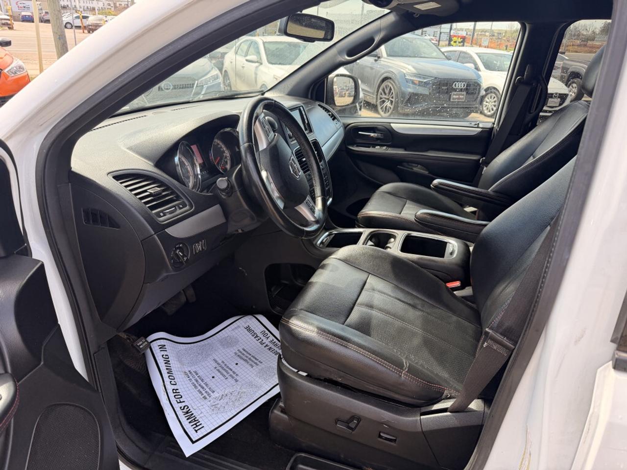 2017 Dodge Grand Caravan GT   NAV  LEATHER   CAMERA   HTD SEATS Photo