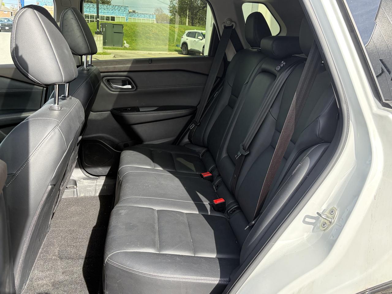 2023 Nissan Rogue SL   Loaded   Factory Warranty   AWD Clean Carfax Photo