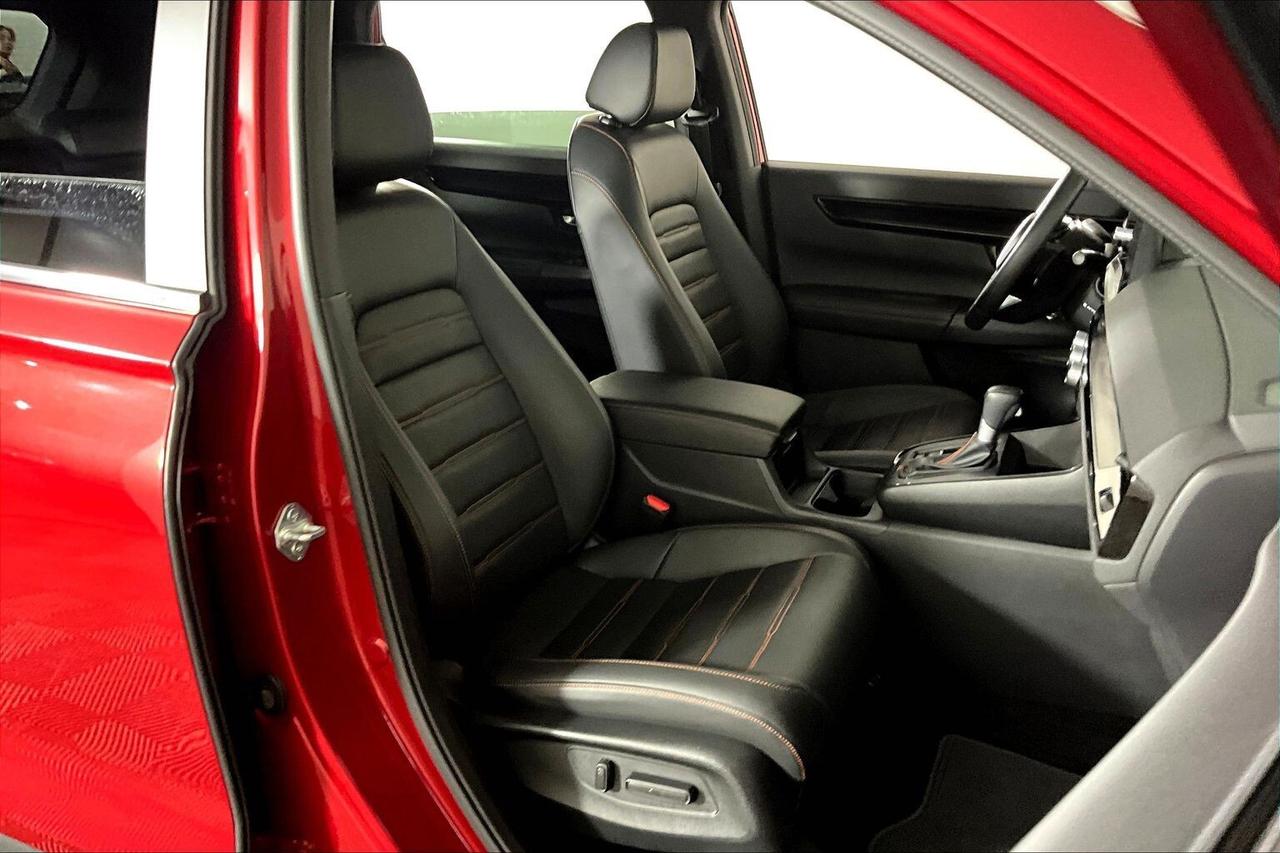 2024 Honda CR-V Hybrid Touring AWD Photo