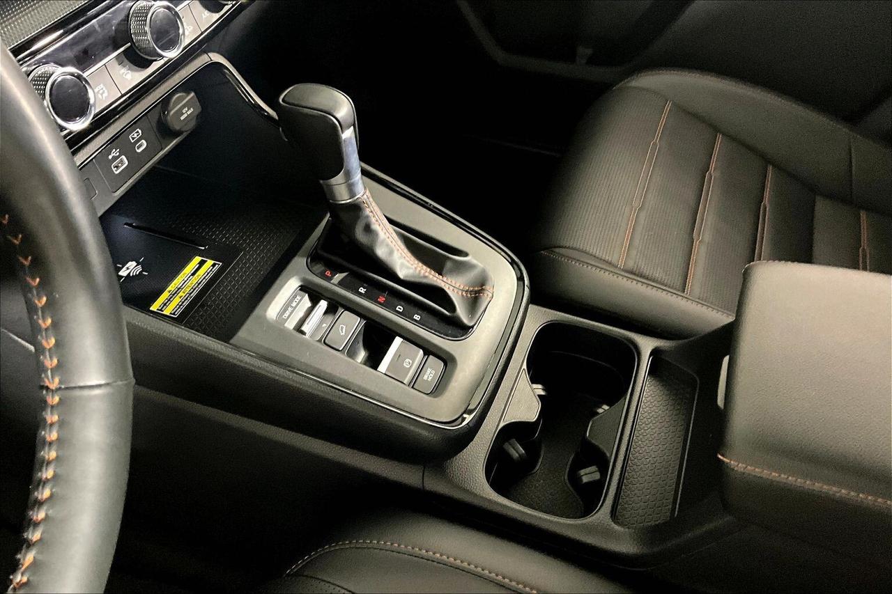 2024 Honda CR-V Hybrid Touring AWD Photo