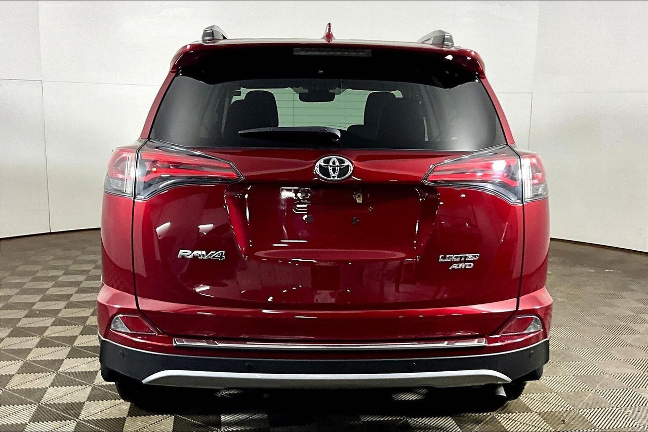 2018 Toyota RAV4 AWD LIMITED Photo3