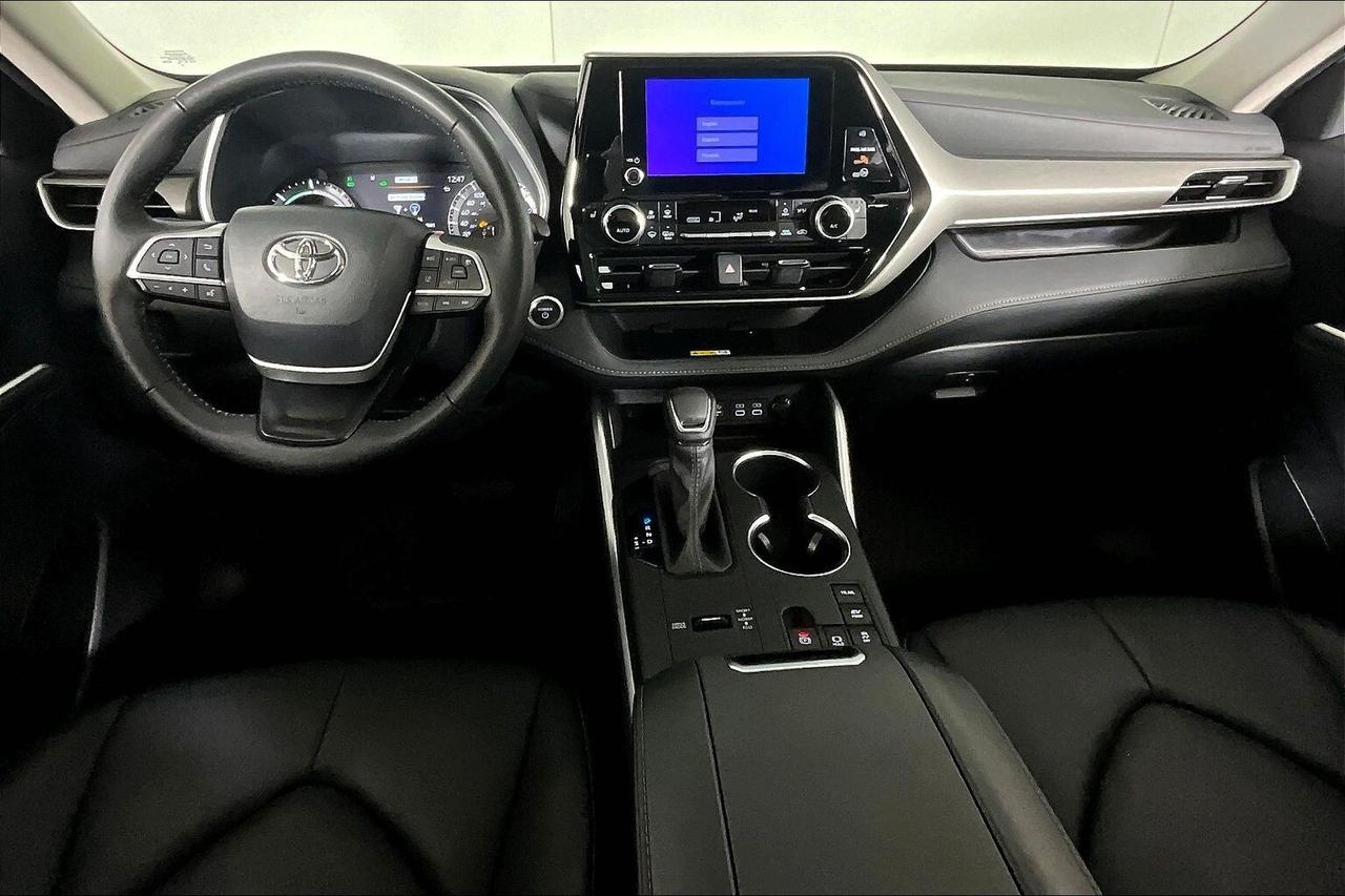 2024 Toyota Highlander HYBRID xle awd Photo