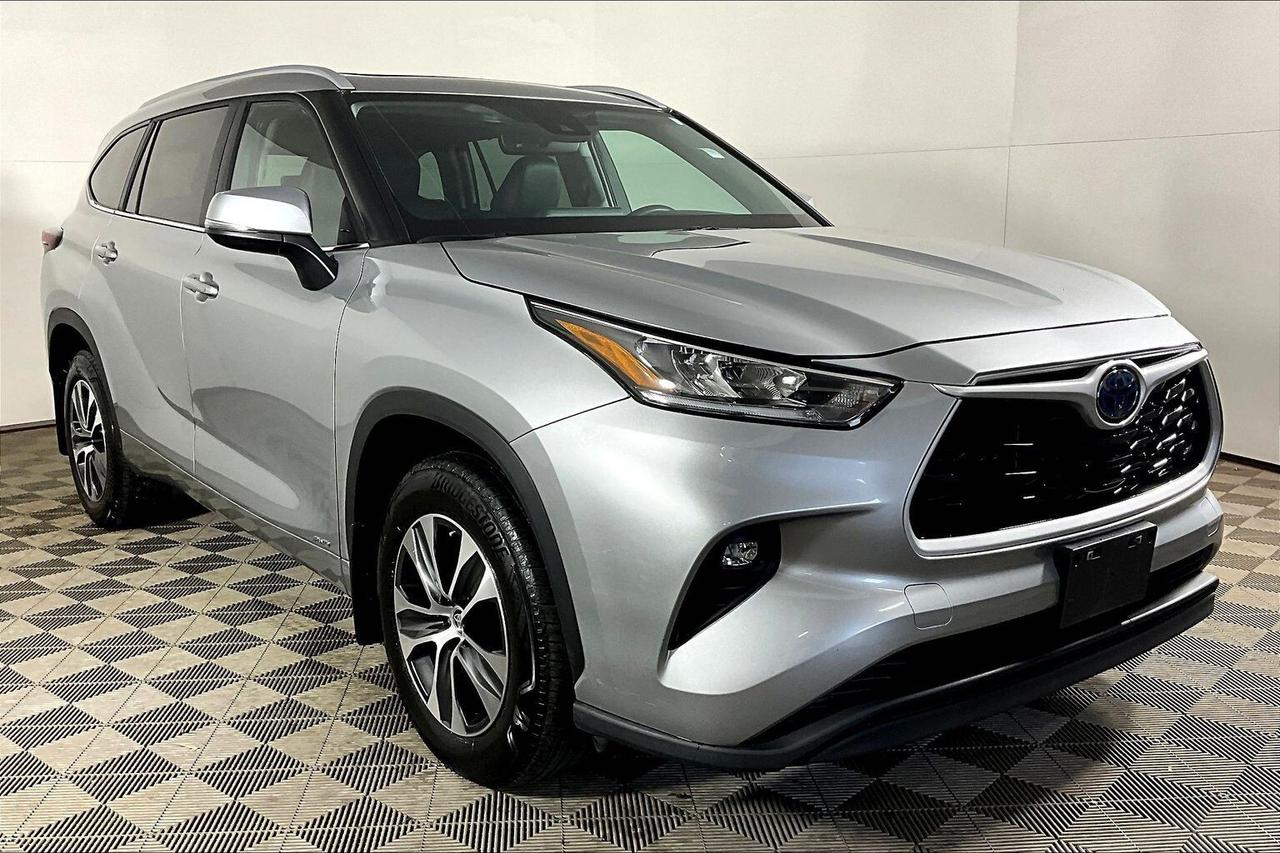2024 Toyota Highlander HYBRID xle awd Photo