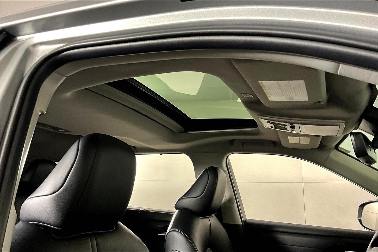 2024 Toyota Highlander HYBRID xle awd Photo